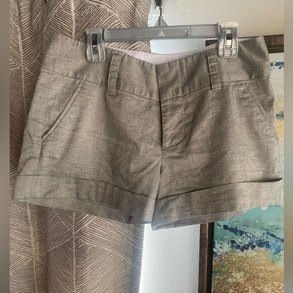 Alice + Olivia Womens Zipper Fly Metallic Cuffed Linen  Shorts Beige Gold Sz 2 - Picture 1 of 16